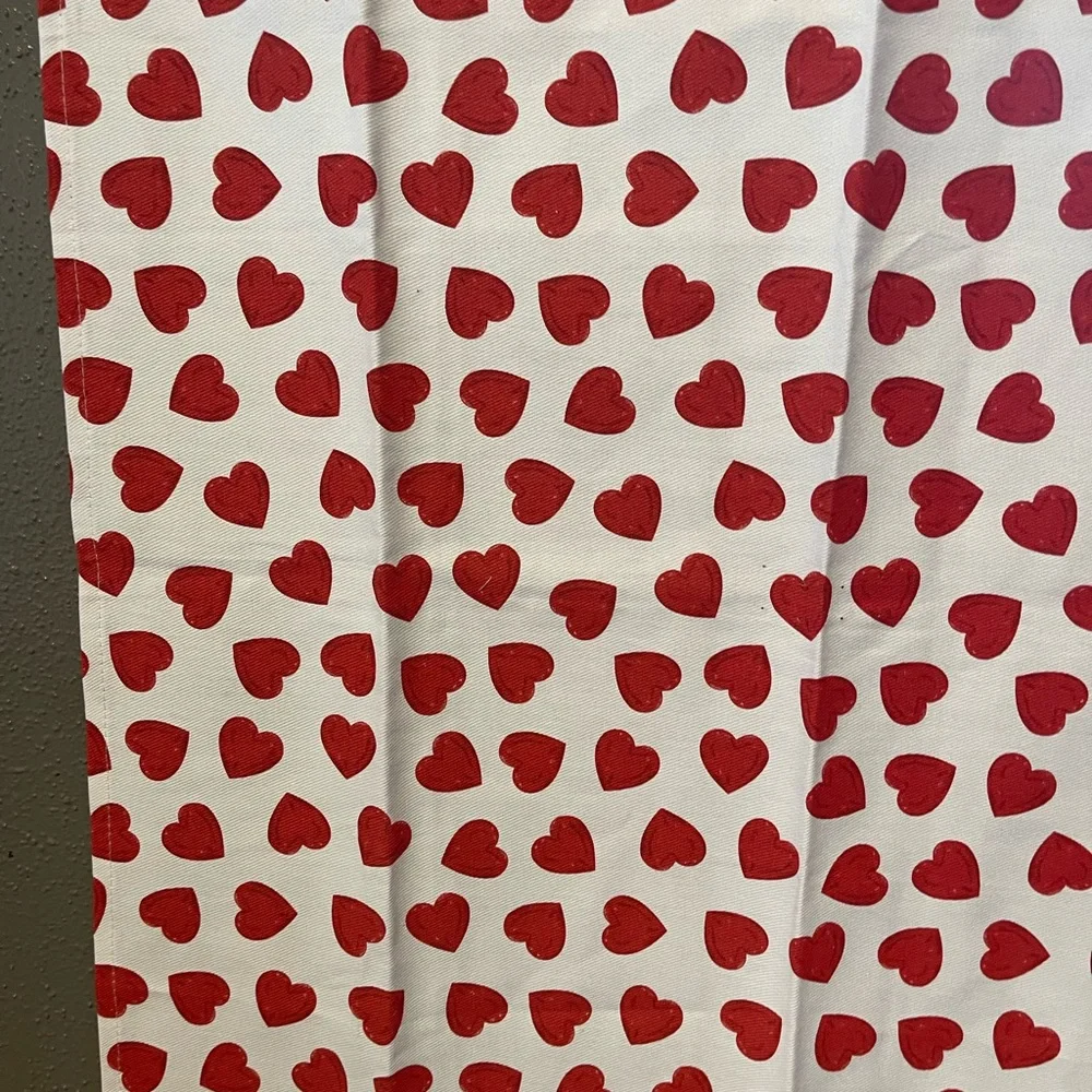 Williams Sonoma Heart Towels, Set of 2